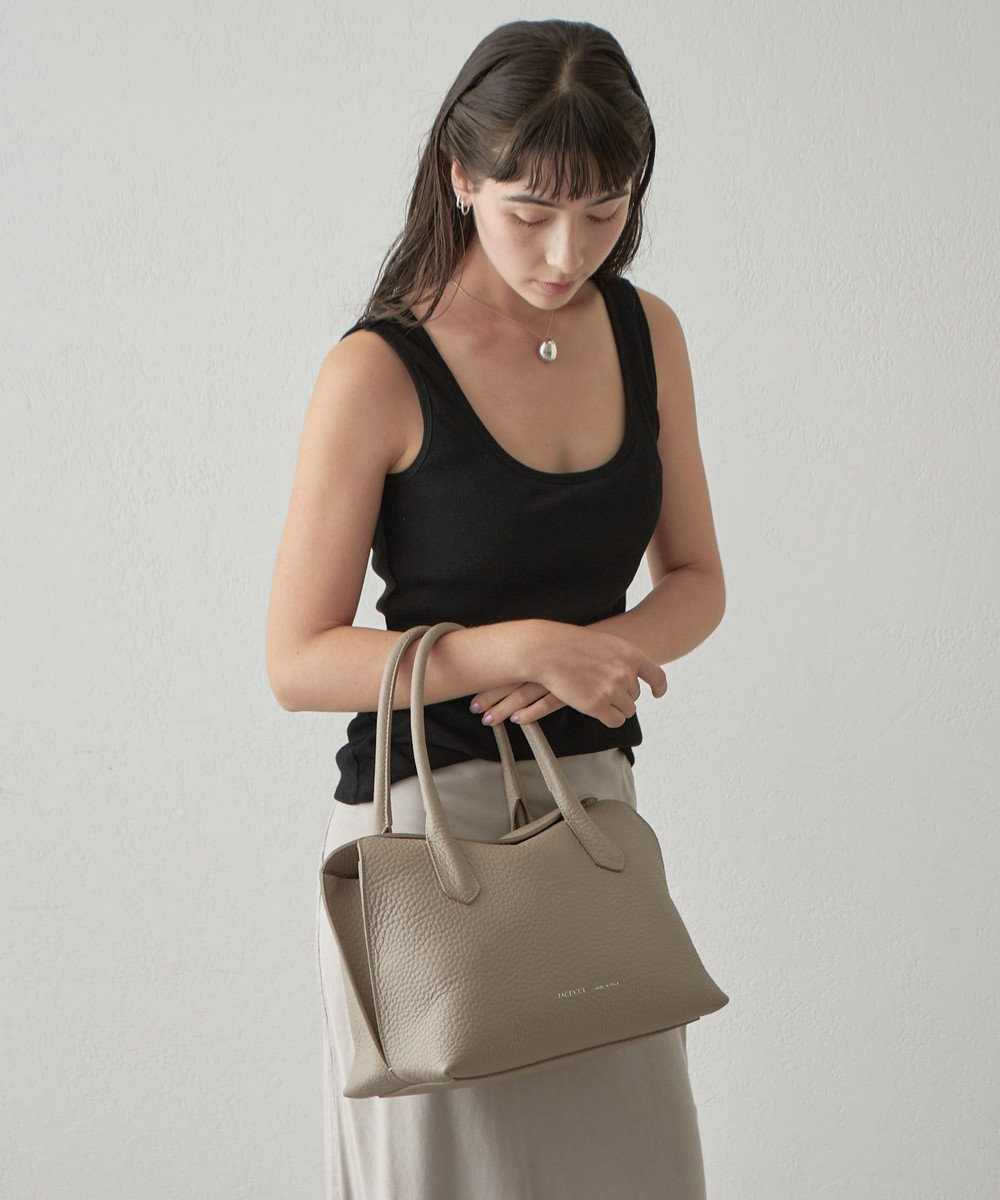 IACUCCI ＜GISELe12月号掲載＞ラーナ M ALCE グレージュ